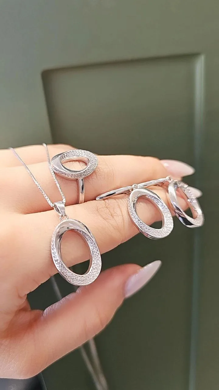 نیمست زنانه نقره