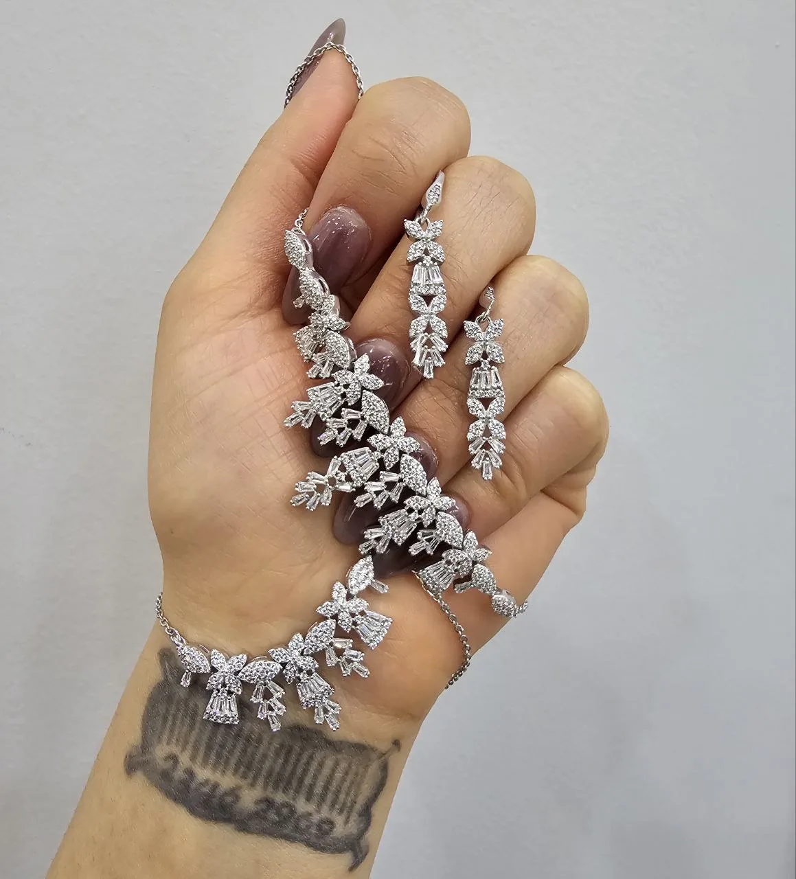 نیمست زنانه نقره