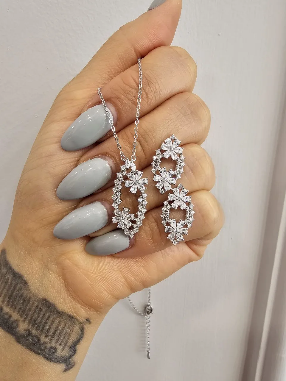 نیمست زنانه نقره