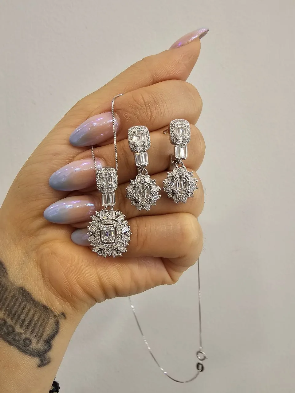 نیمست زنانه نقره