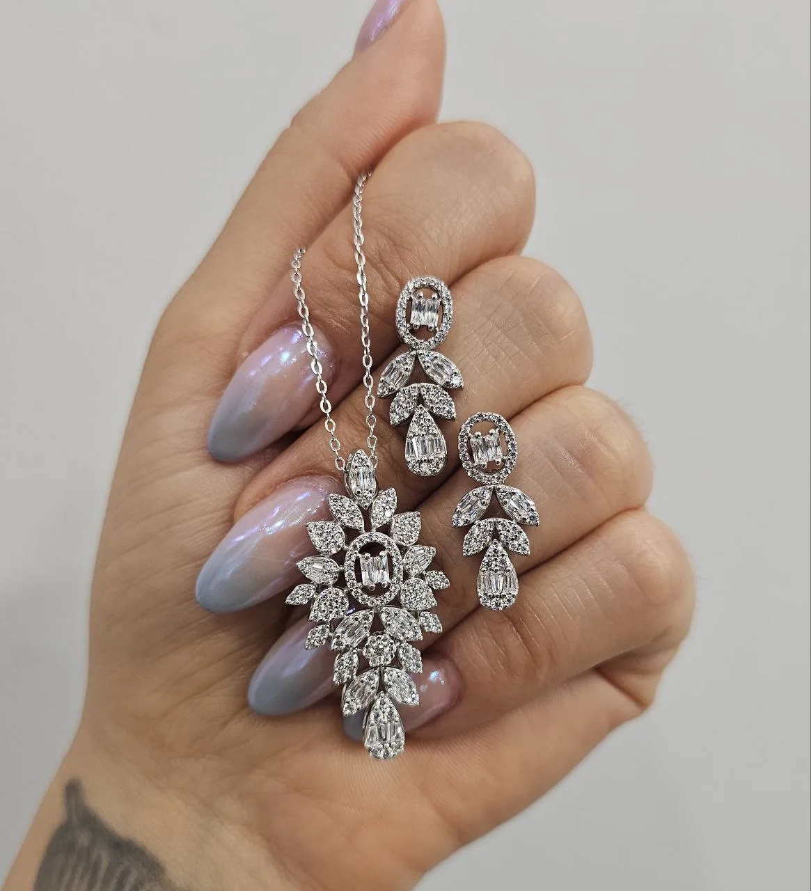 نیمست زنانه نقره