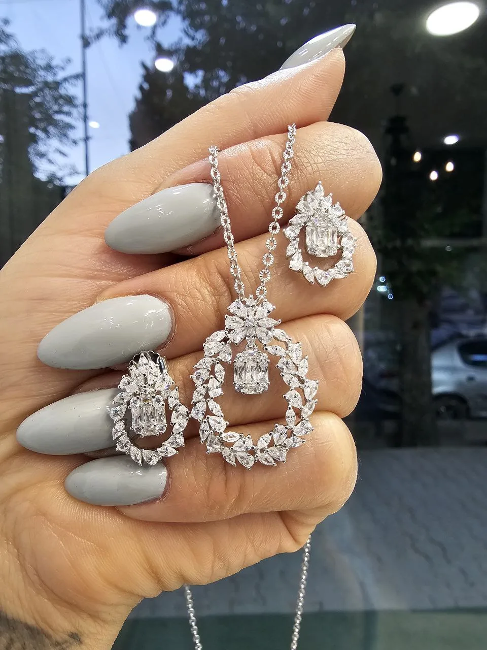 نیمست زنانه نقره