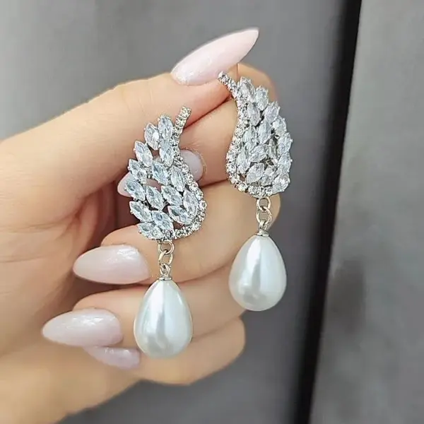 گوشواره جواهری