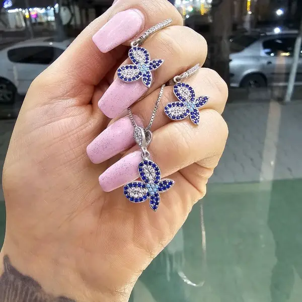 نیمست زنانه